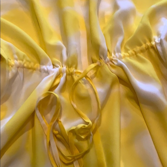 Shorts romper - Picture 2 of 5